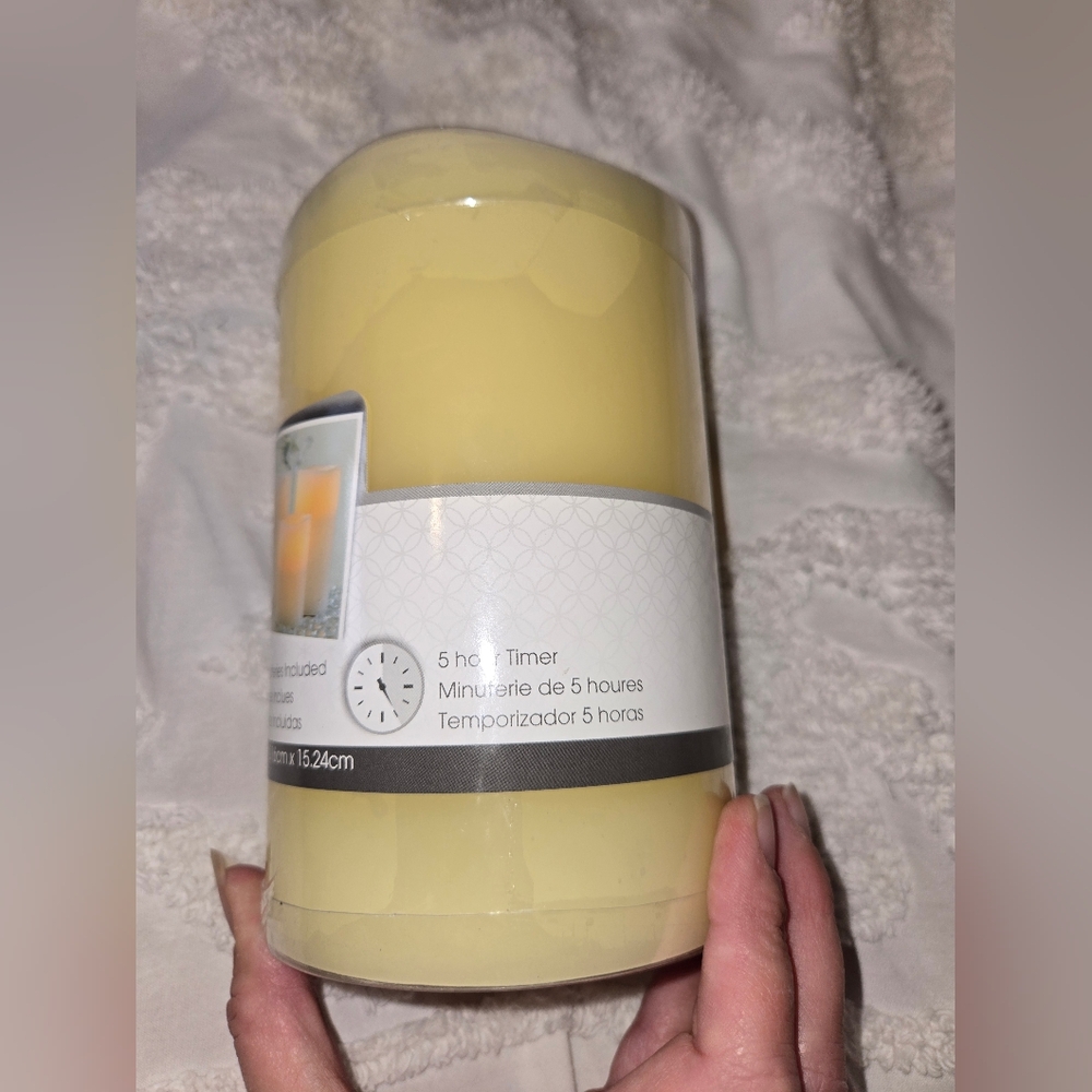 NWOT Gerson Everlasting Glow Flameless LED Candle Off White Vanilla Scented - Picture 6 of 11